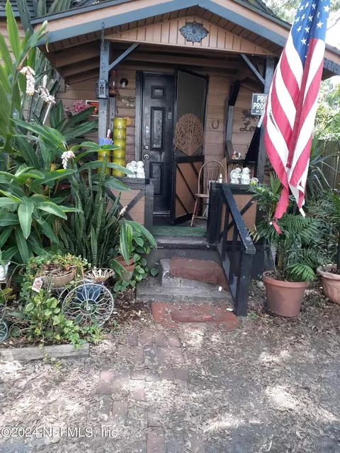 3806 Adirolf Rd, Jacksonville, FL 32207