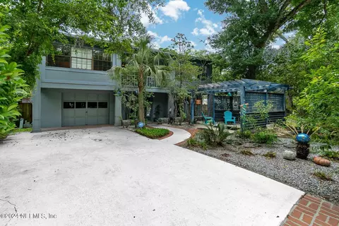 18 S 20th St, Fernandina Beach, FL 32034