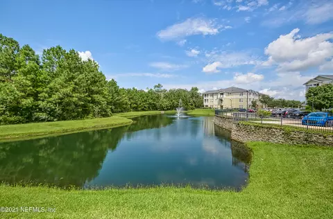 8290 Gate Pkwy W #604, Jacksonville, FL 32216