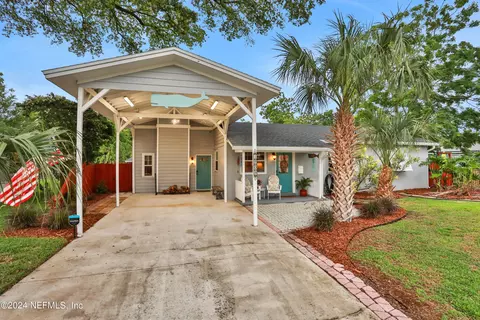 1209 8th St N, Jacksonville Beach, FL 32250