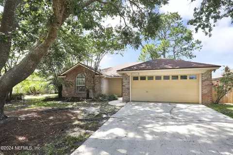 13573 Lobo Ct, Jacksonville, FL 32224