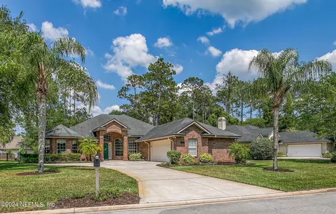9017 Timberlin Lake Rd, Jacksonville, FL 32256