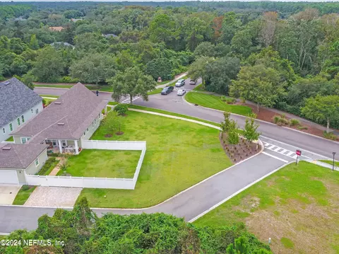 744 S Loop Pkwy, Saint Augustine, FL 32095