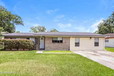 749 Perryman Ln W, Jacksonville, FL 32221