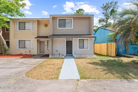11632 N Dunes Way Dr, Jacksonville, FL 32225