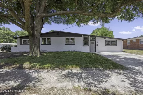 3235 Overhill Dr, Jacksonville, FL 32277