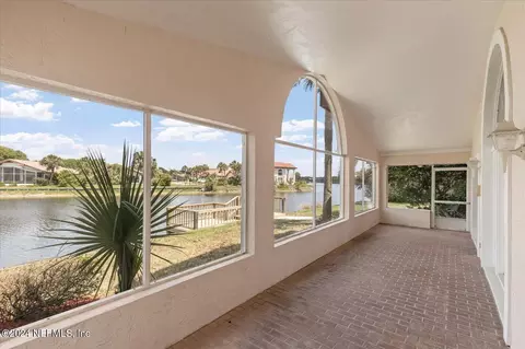 7 San Miguel Ct, Palm Coast, FL 32137