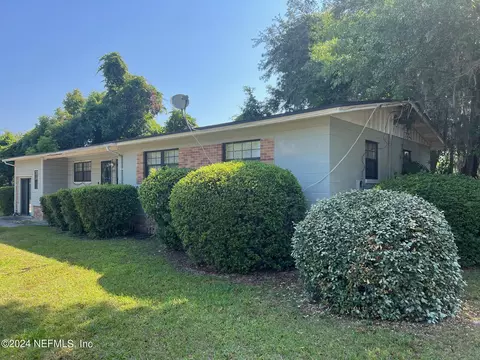 6941 Champlain Rd, Jacksonville, FL 32208