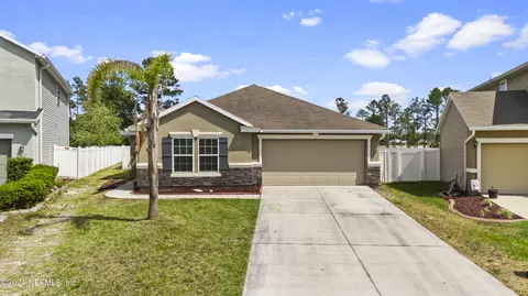 15929 Hutton Ln, Jacksonville, FL 32218