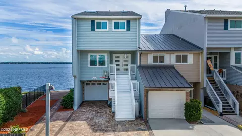 326 Scenic Point Ln, Fleming Island, FL 32003