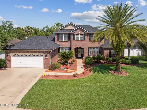 848 Songbird Dr, Orange Park, FL 32065