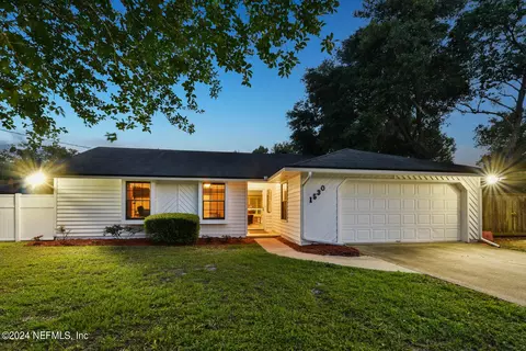 1530 Elmar Rd, Jacksonville, FL 32226