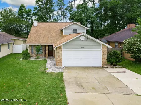 5542 Manfields Pl, Jacksonville, FL 32207