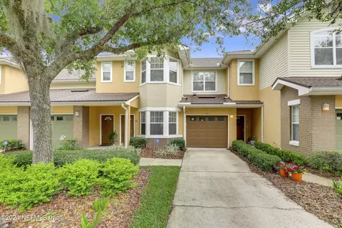 5663 Greenland Rd #706, Jacksonville, FL 32258