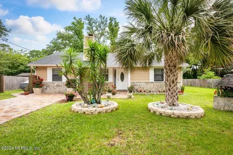 5815 Luella St, Jacksonville, FL 32207