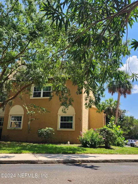 313 Greencastle Rd, Jacksonville, FL 32225