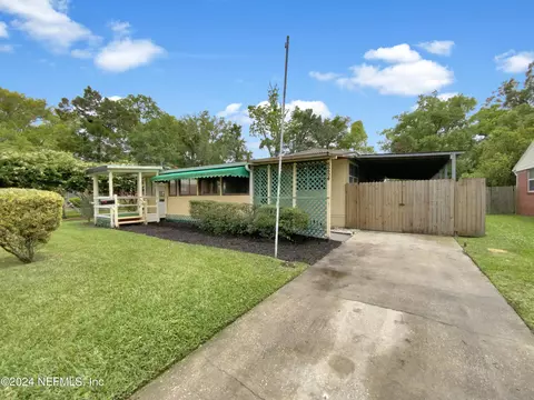 5254 Hollycrest Dr, Jacksonville, FL 32205