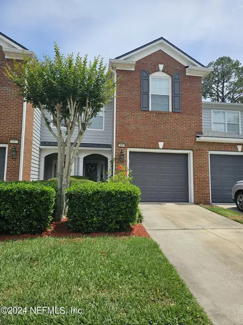 13479 Stone Pond Dr, Jacksonville, FL 32224