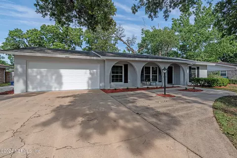 2433 Washington St, Orange Park, FL 32073