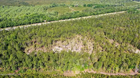 000 NE Us Highway 301, Hawthorne, FL 32640
