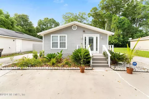 3759 Soutel Dr, Jacksonville, FL 32208