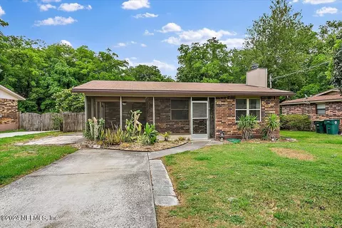 4425 Packard Dr, Jacksonville, FL 32246