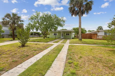 802 9th Ave N, Jacksonville Beach, FL 32250