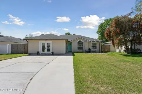 2807 Diploma Ct, Middleburg, FL 32068