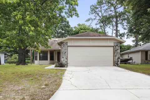 8051 Toulon Ct, Jacksonville, FL 32277