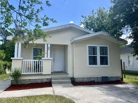 867 Avery St, Saint Augustine, FL 32084