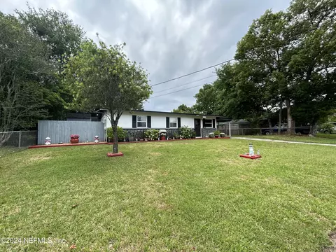 10844 Indies Dr N, Jacksonville, FL 32246