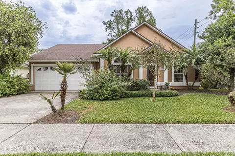 11095 Ridge Point Dr, Jacksonville, FL 32257
