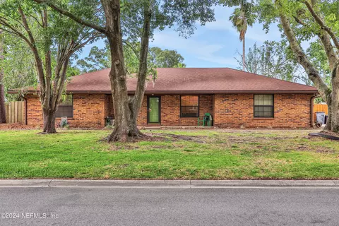 799 Sandlewood Dr, Orange Park, FL 32065