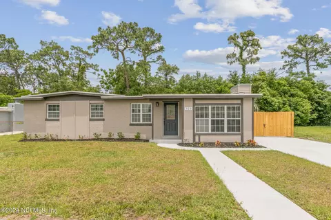 929 De Paul Dr, Jacksonville, FL 32218