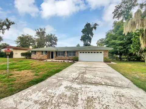 2857 Holly Ridge Dr, Orange Park, FL 32073