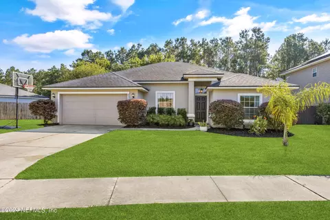 451 W New England Dr, Elkton, FL 32033