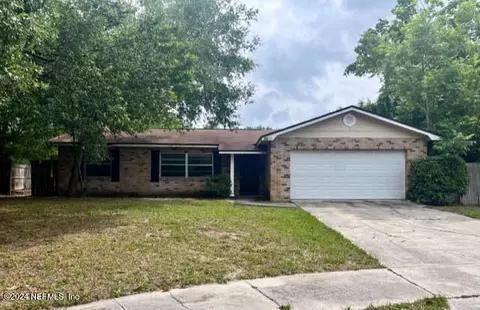 6017 Jaguar Ct, Jacksonville, FL 32244