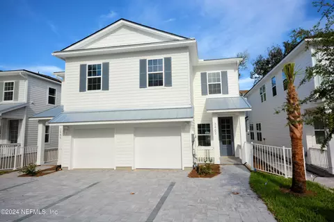 3462 1st Ave, Fernandina Beach, FL 32034