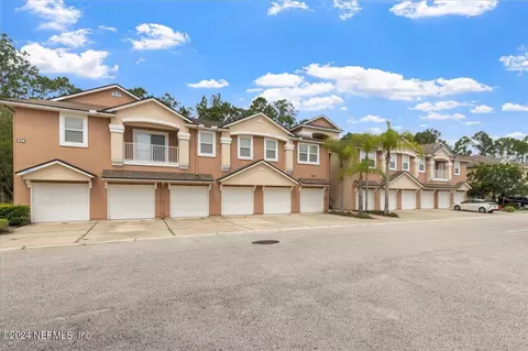 224 Larkin Pl #107, Saint Johns, FL 32259