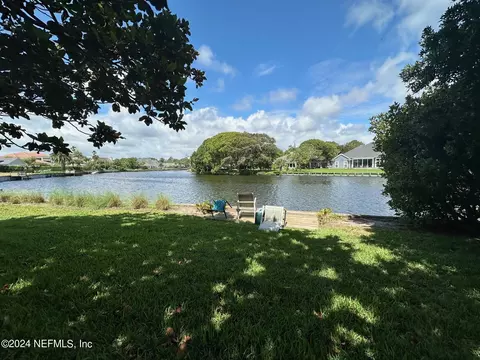 552 Granada Ter, Ponte Vedra Beach, FL 32082