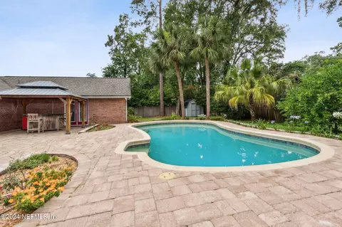 2997 Bernice Dr, Jacksonville, FL 32257