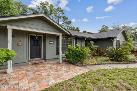 2287 Yellow Pine Ct, Orange Park, FL 32073