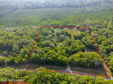 920 County Road 21, Hawthorne, FL 32640