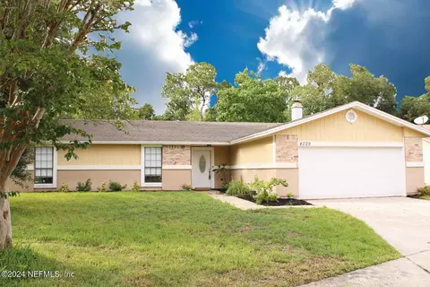 4029 Lazy Hollow Ln N, Jacksonville, FL 32257