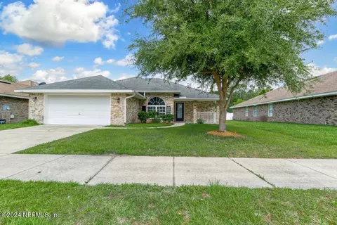 2188 Thornbrook Dr, Jacksonville, FL 32221