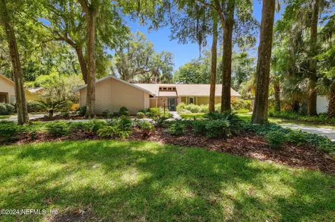 5334 Florence Point Dr, Fernandina Beach, FL 32034