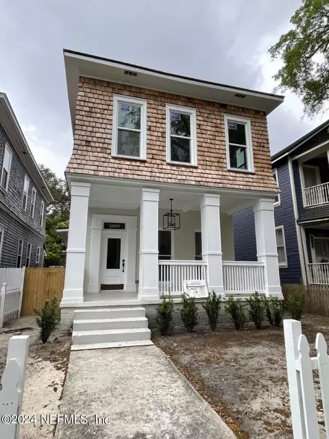 1227 N Market St, Jacksonville, FL 32206