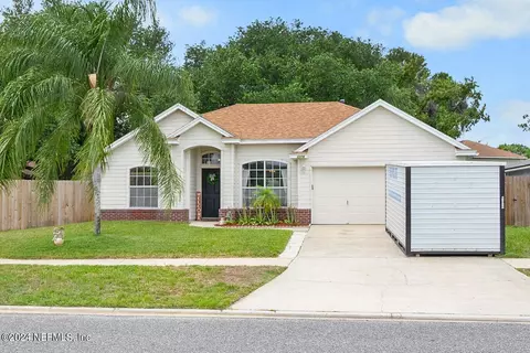 3376 International Village Dr W, Jacksonville, FL 32277