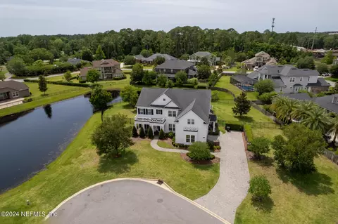 7713 Collins Grove Rd, Jacksonville, FL 32256