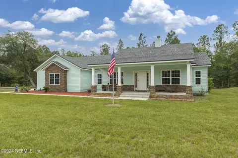 14074 Dunroven Dr, Bryceville, FL 32009